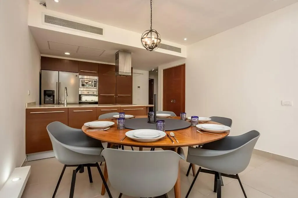 Ochoa 209 Luxury Condo Private Beach Club Playa del Carmen